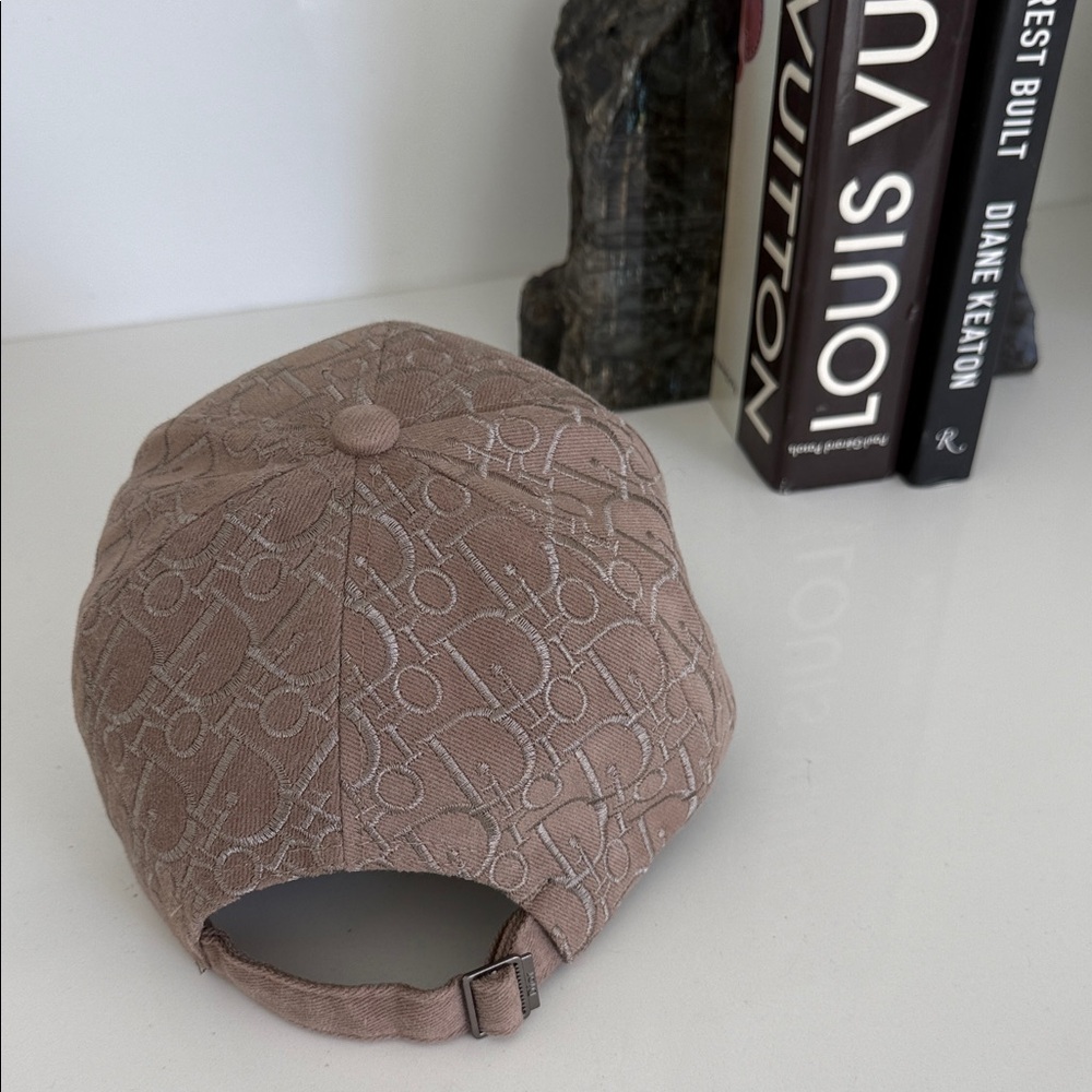 Dior Brown Monogram Hat - Picture 3 of 5